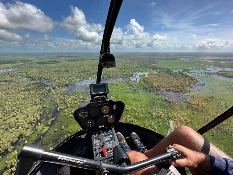 Helicopter-Flying-School-Pilot-Licence-Australia- NT-SA-QLD