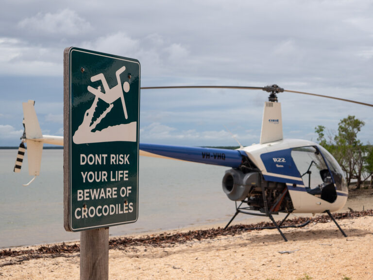 Training-Learn-Fly-Helicopter-School-Pilot-Australia-NT-SA-QLD